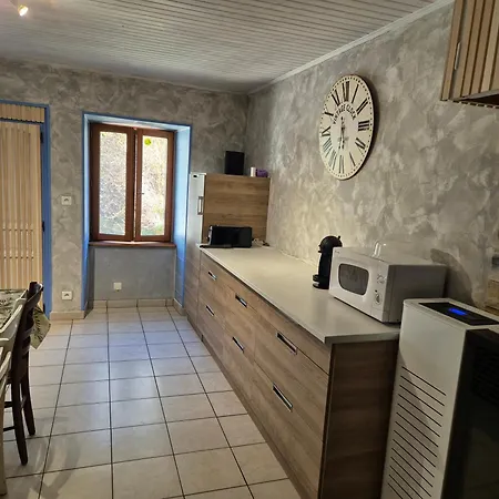 Holiday home Maison Dans Le Sancy Le Vernet-Sainte-Marguerite